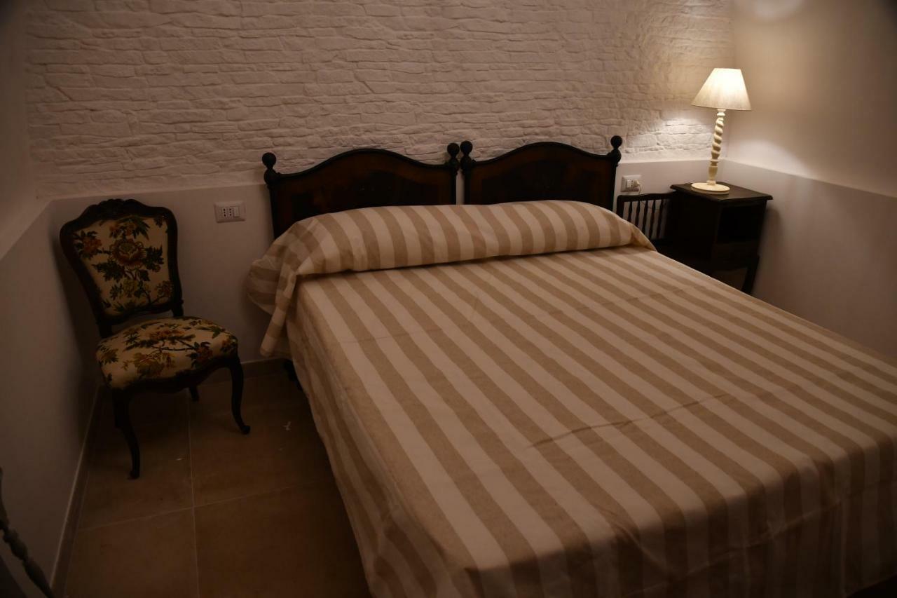 Hotel Le Stanze Del Borgo à Nettuno Extérieur photo