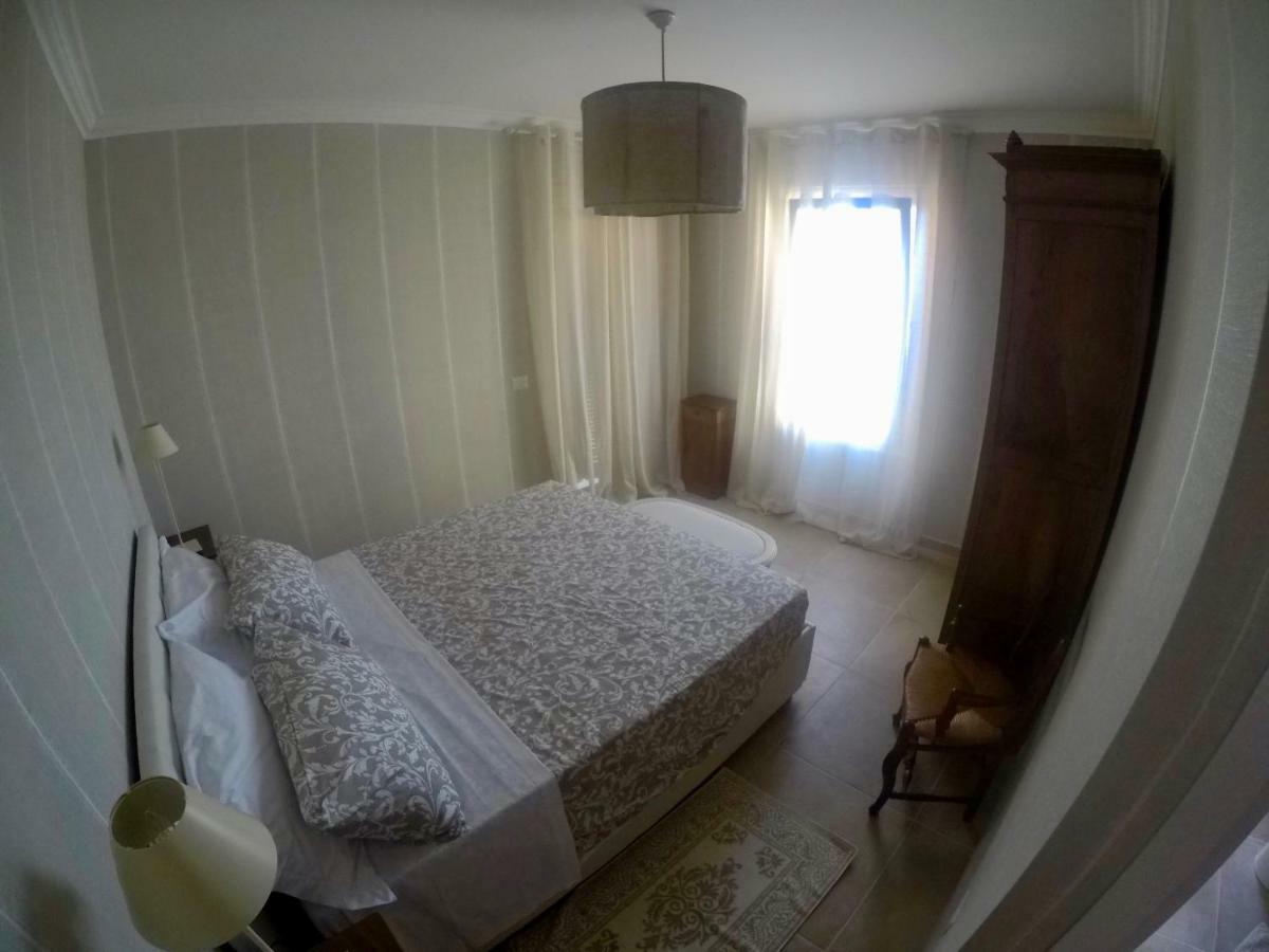 Hotel Le Stanze Del Borgo à Nettuno Extérieur photo