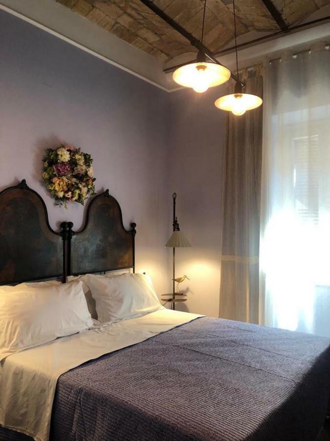Hotel Le Stanze Del Borgo à Nettuno Extérieur photo