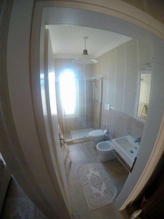 Hotel Le Stanze Del Borgo à Nettuno Extérieur photo